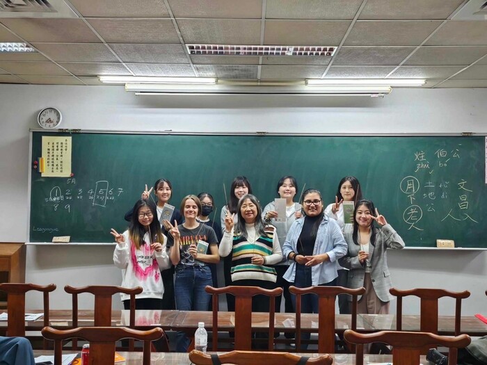 ▼2023.12.12 112-1 Chinese Language Course For Foreigners Series 14- Chinese Customs and Culture - Festive TaboosImage