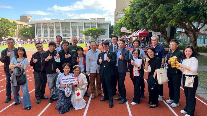 【國際處公告】「國際生留臺就業輔導專業化計畫」獲總經費300萬元　教育部補助成長150%肯定推動成果圖片