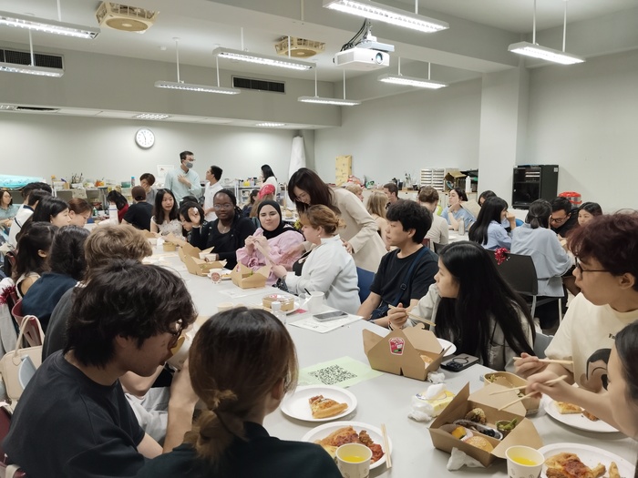 【中文聊天室】113-2學期 印尼組 成果圖片