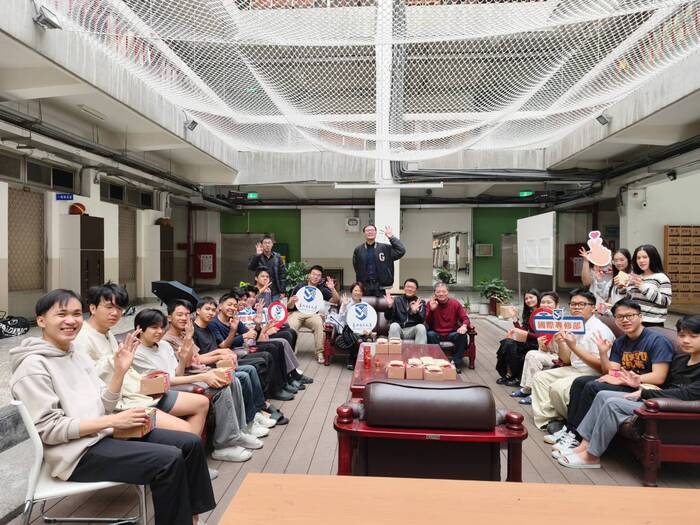 【國際處活動】2026 暖暖送情度新春，預祝所有國際學生馬到成功 Happy New Year to International Studendts圖片