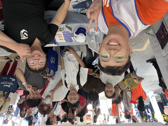 本校校友與學生互動十分熱絡圖片