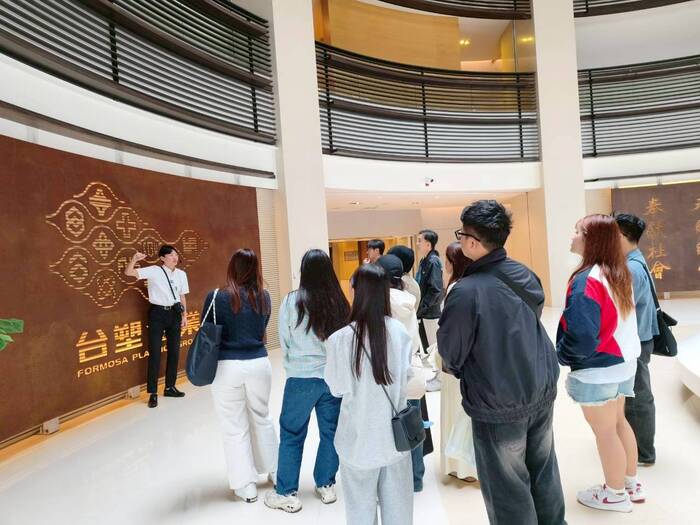 【國際處公告】2025.11.01_114年度異國文化社冬遊圖片