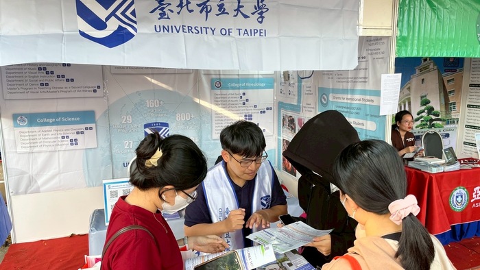 王澤中編審積極宣傳本校國專部圖片