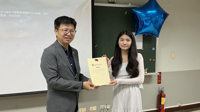 【國際處公告】2025.10.22 114-1境外生期中關懷會議暨1947年創立之雪王冰淇淋就業輔導講座 2025 Fall Semester Midterm Care Meeting for Foreign Studednts圖片