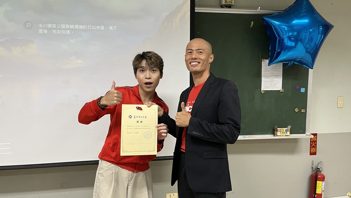 【國際處公告】2025.10.22 114-1境外生期中關懷會議暨1947年創立之雪王冰淇淋就業輔導講座 2025 Fall Semester Midterm Care Meeting for Foreign Studednts圖片